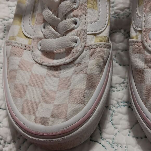 Vans   - Picture 3 of 5